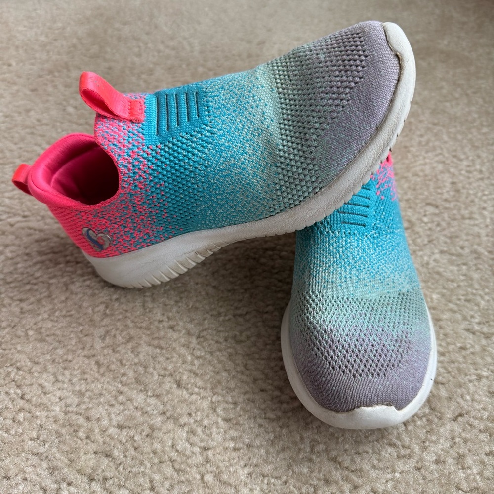 Skechers Gradient Slip-On Sneakers